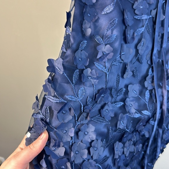 NWOT Eliza J Navy Off The Shoulder 3D Floral Evening Dress Size 2 - Picture 16 of 16